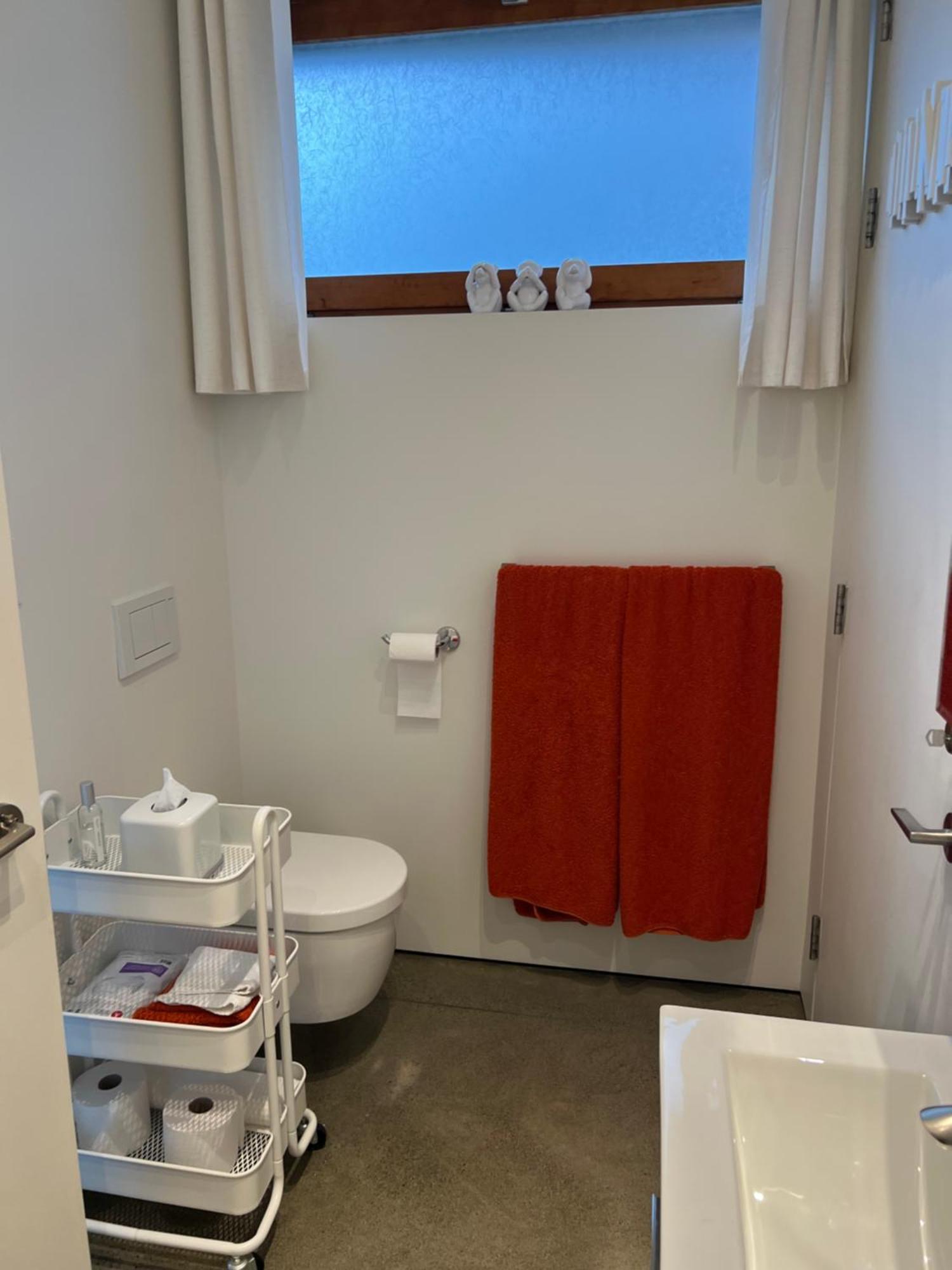 The Cube Appartement Cowichan Bay Buitenkant foto